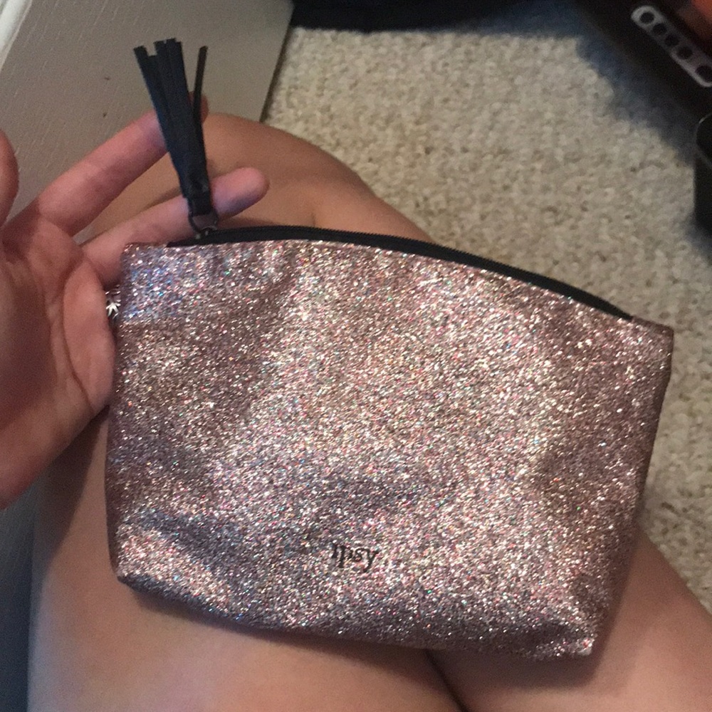 2 ipsy pouches